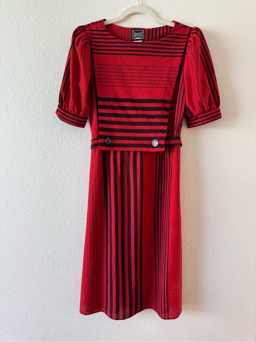 Vintage 80s Timely Trends Red & Black Striped Dress | Goth Rockabilly Knee/Midi